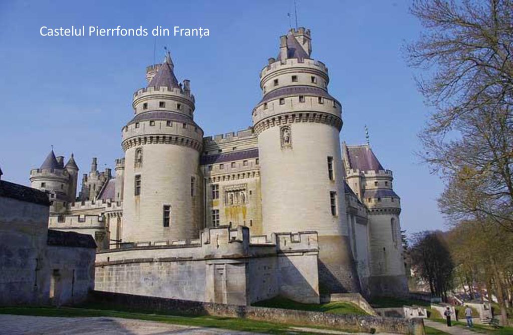 Castelul Pierrfonds din Franța