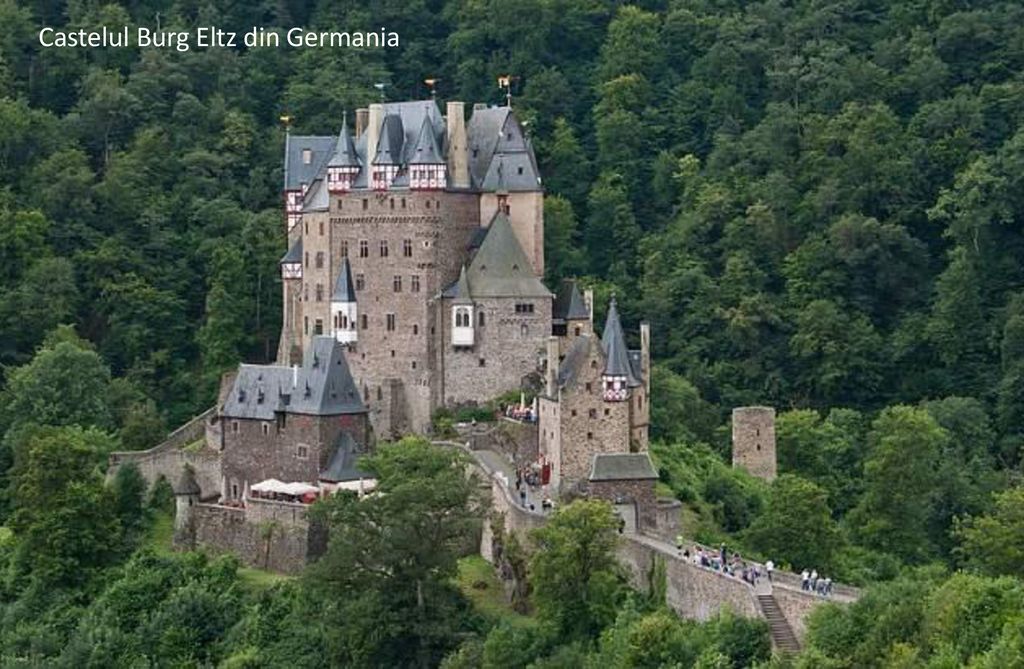 Castelul Burg Eltz din Germania