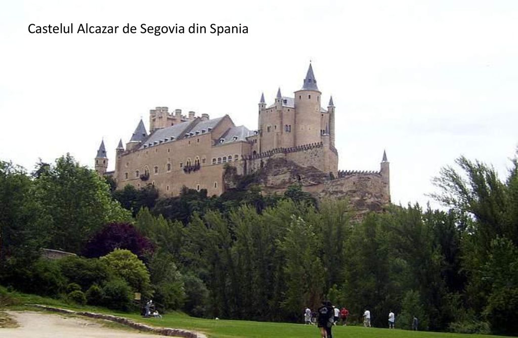 Castelul Alcazar de Segovia din Spania